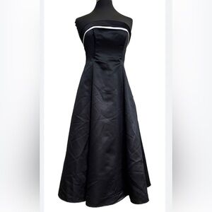 Michaelangelo Elegant Black Evening Dress